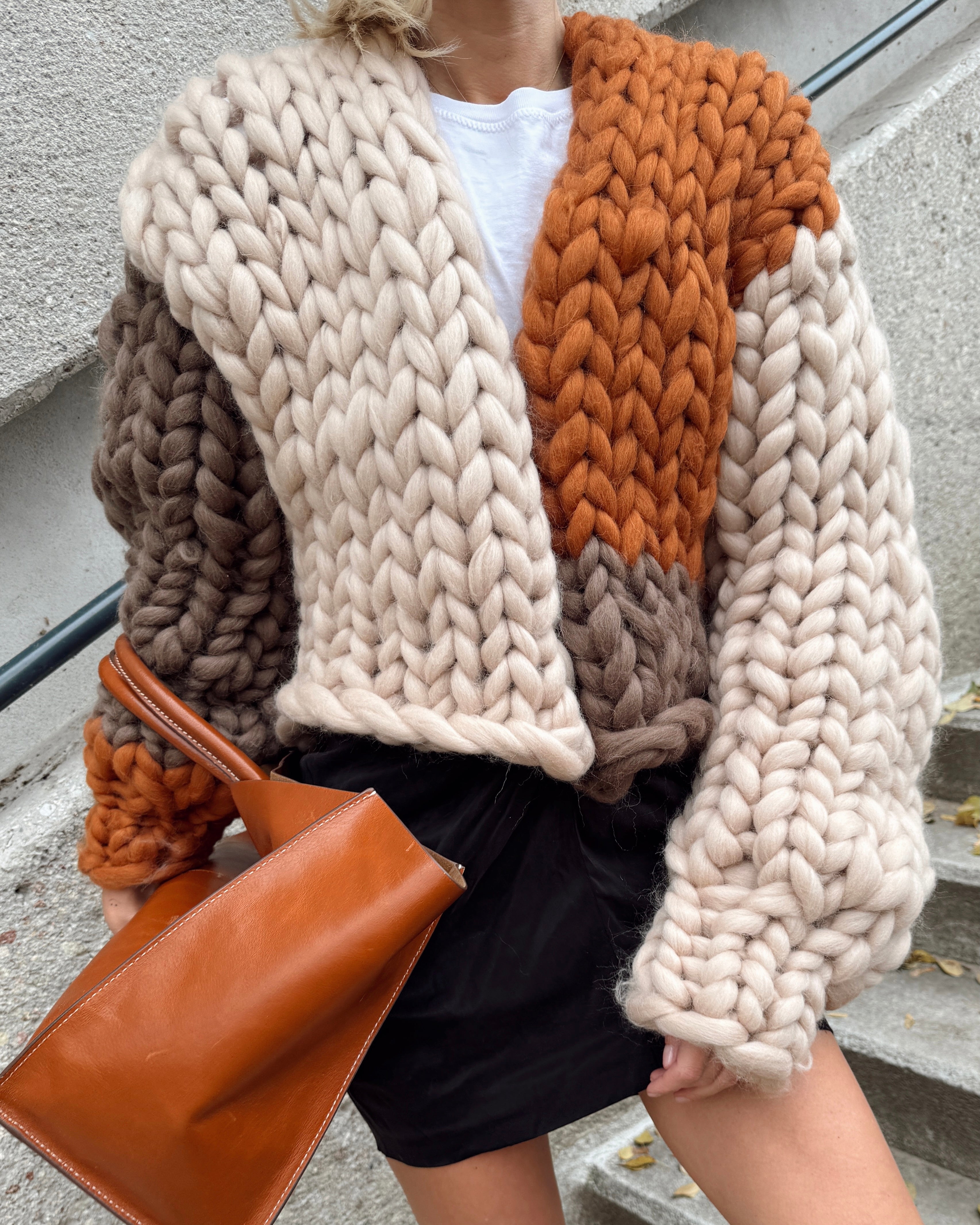 Sweter Lucy - limited